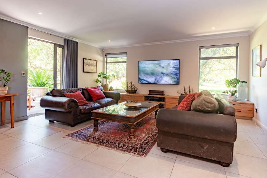 5 Bedroom Property for Sale in Brenton On Lake Western Cape